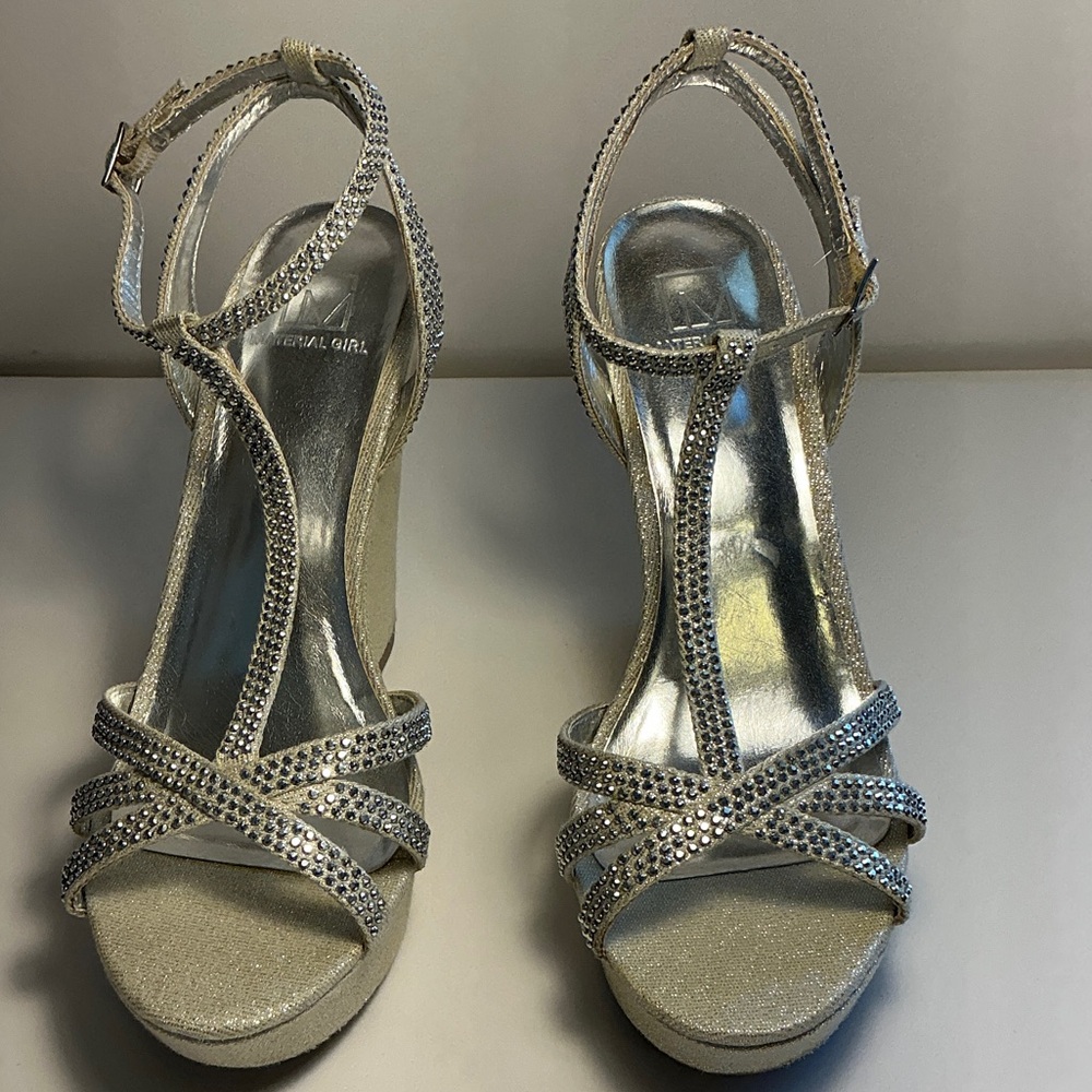 Silver Rhinestone Platform T-Strap Evening Sandals - Picture 10 of 11